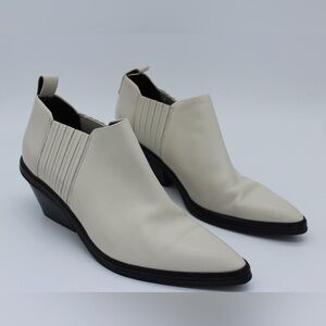 Via Spiga Western Farly White Ankle Bootie Size 6.5
